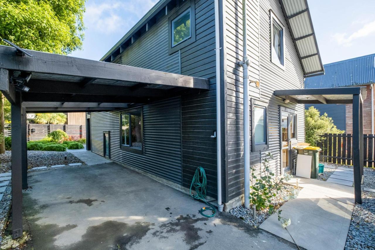Little Black Chalet מת'בן מראה חיצוני תמונה